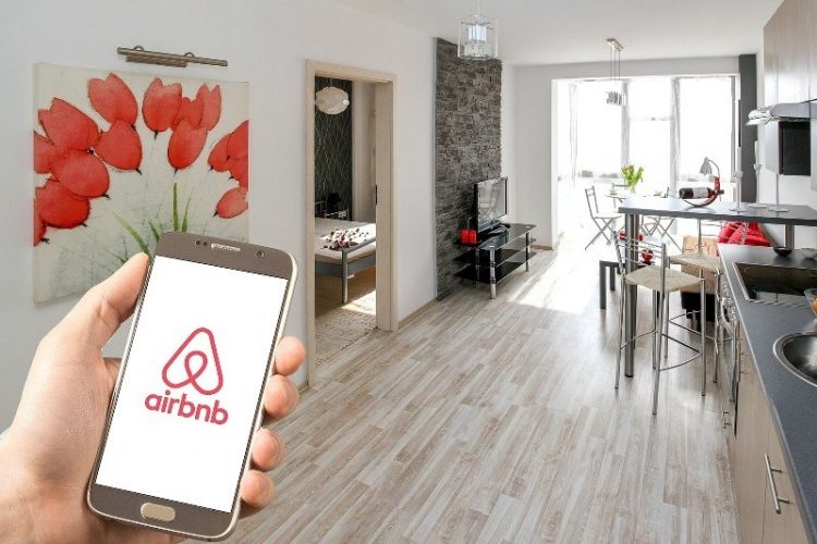 Want to Invest in an Orlando Airbnb? What You Need to Know
